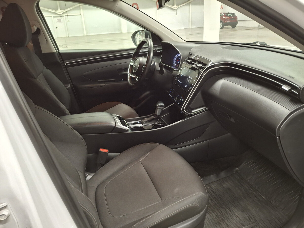 Купить Hyundai Tucson с пробегом. Фото: #9