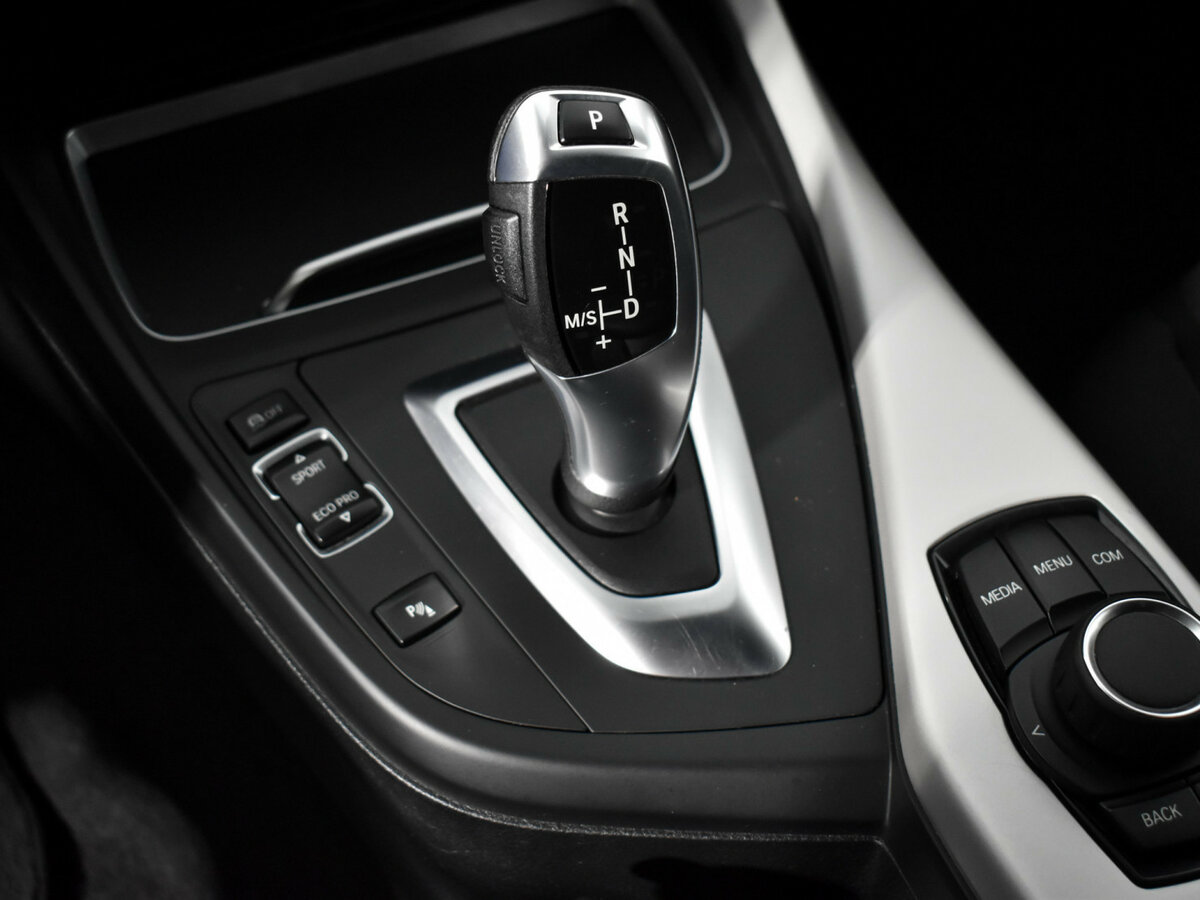 Купить BMW 1 серии с пробегом. Фото: #9