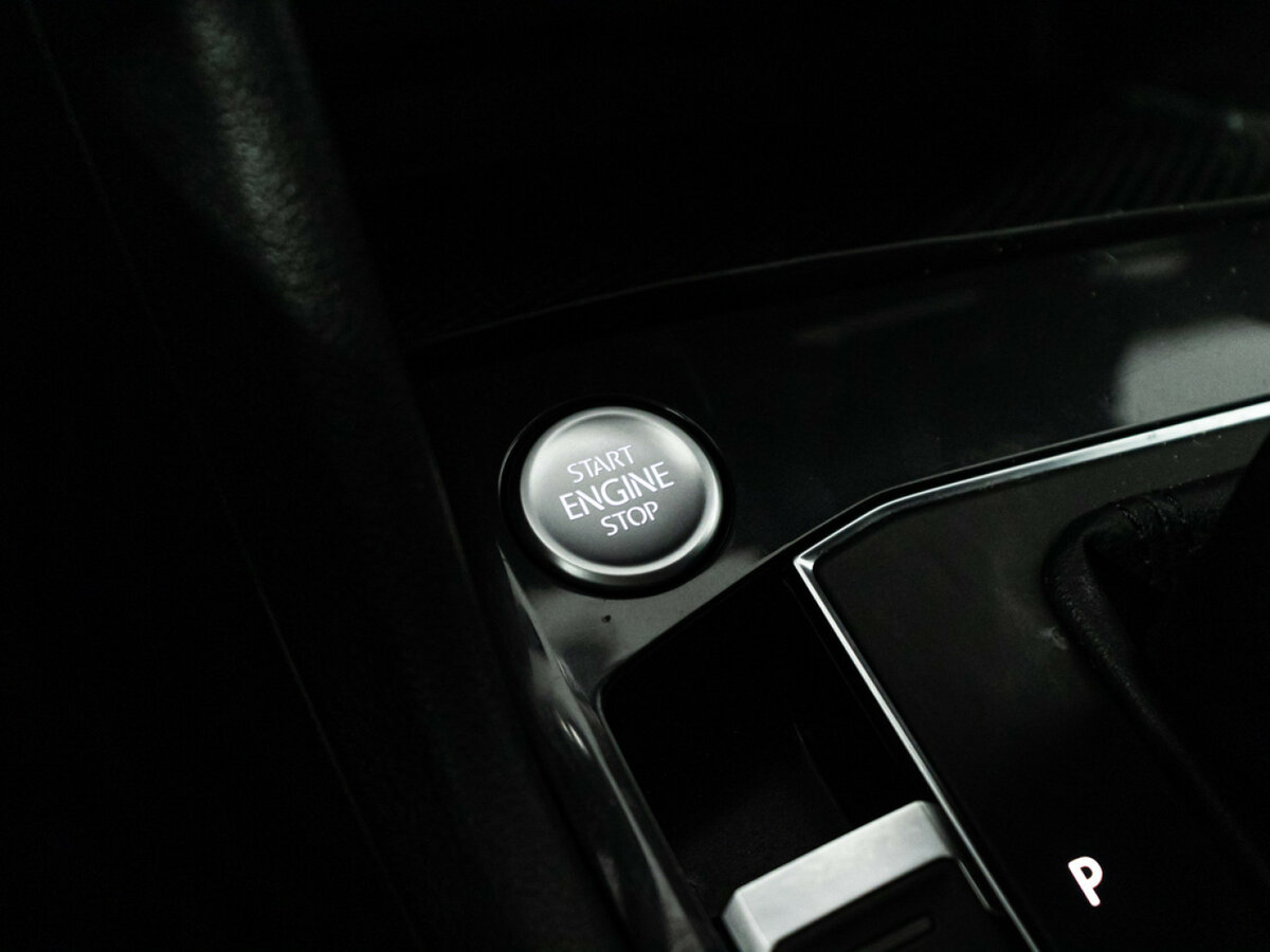 Купить Volkswagen Tiguan с пробегом. Фото: #15