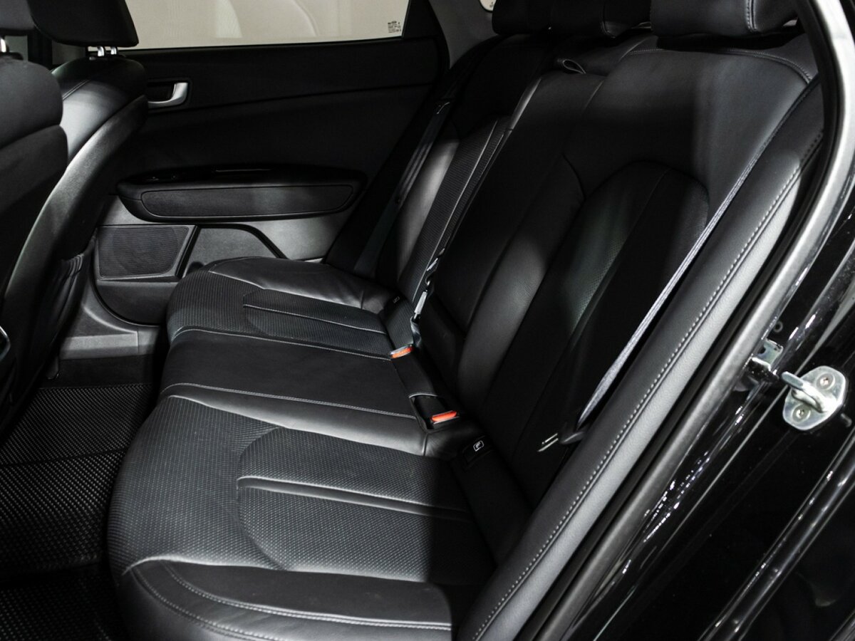 Купить Kia Optima с пробегом. Фото: #9