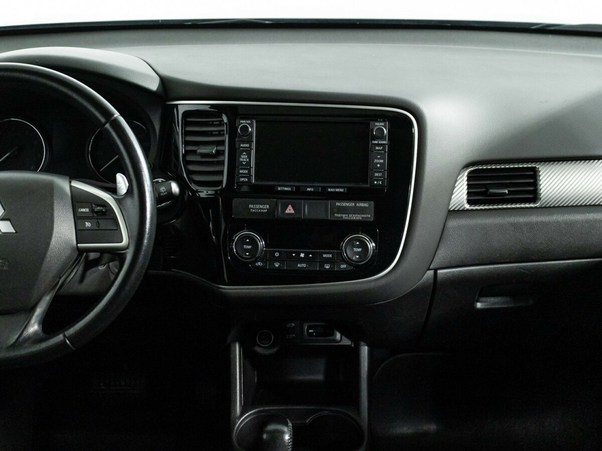 Купить Mitsubishi Outlander с пробегом. Фото: #13