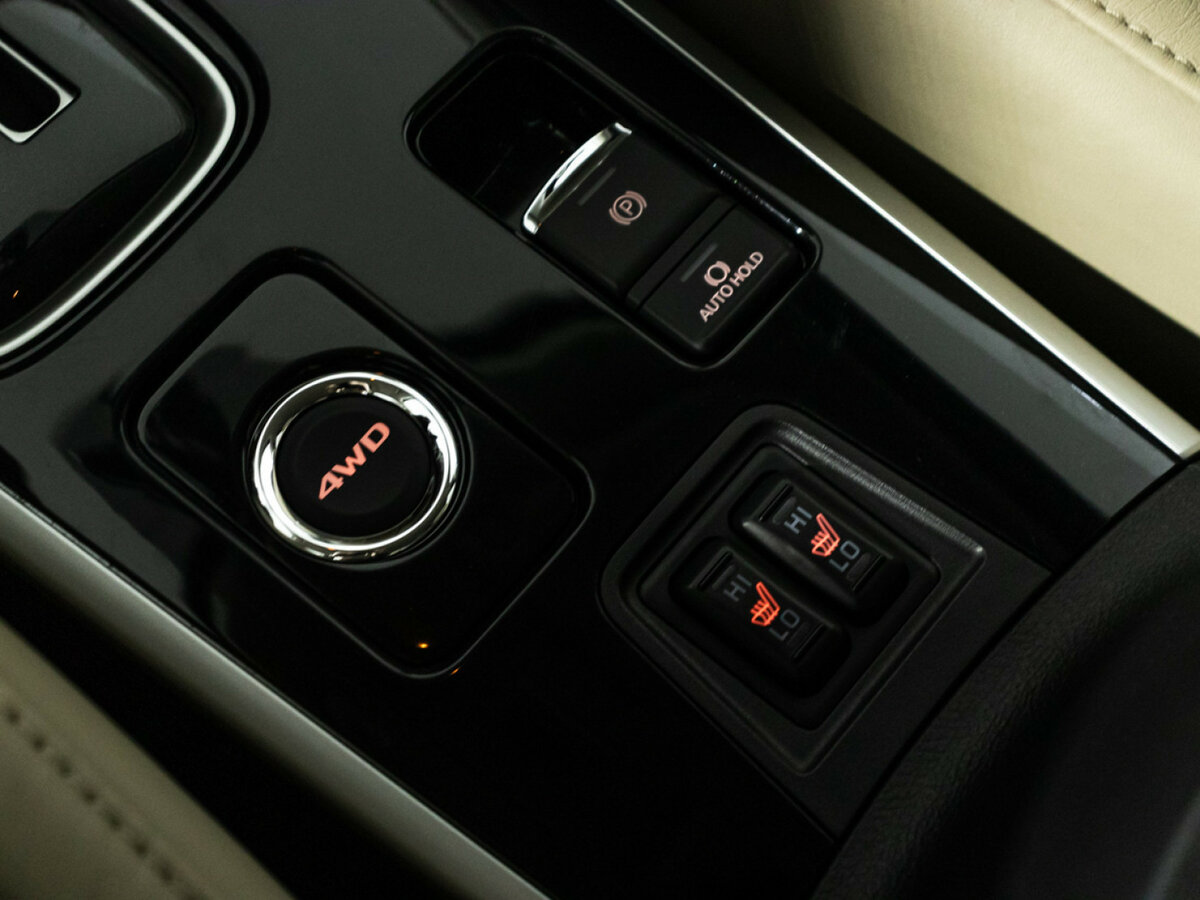 Купить Mitsubishi Outlander с пробегом. Фото: #14