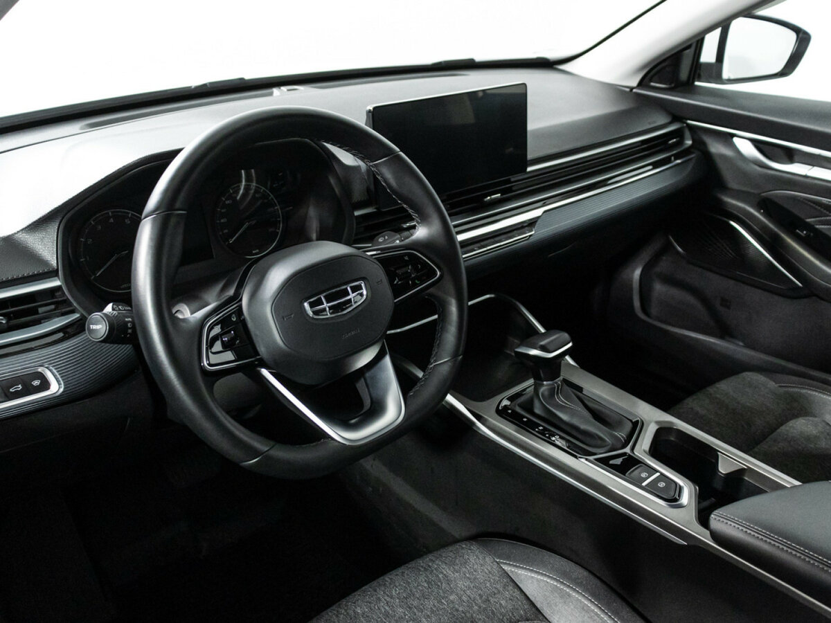 Купить Geely Emgrand с пробегом. Фото: #10