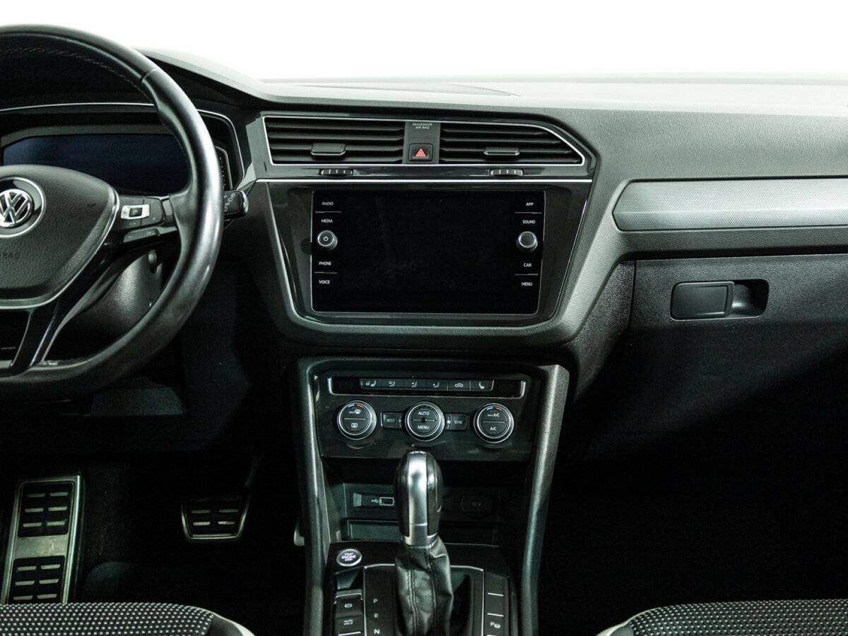 Купить Volkswagen Tiguan с пробегом. Фото: #13