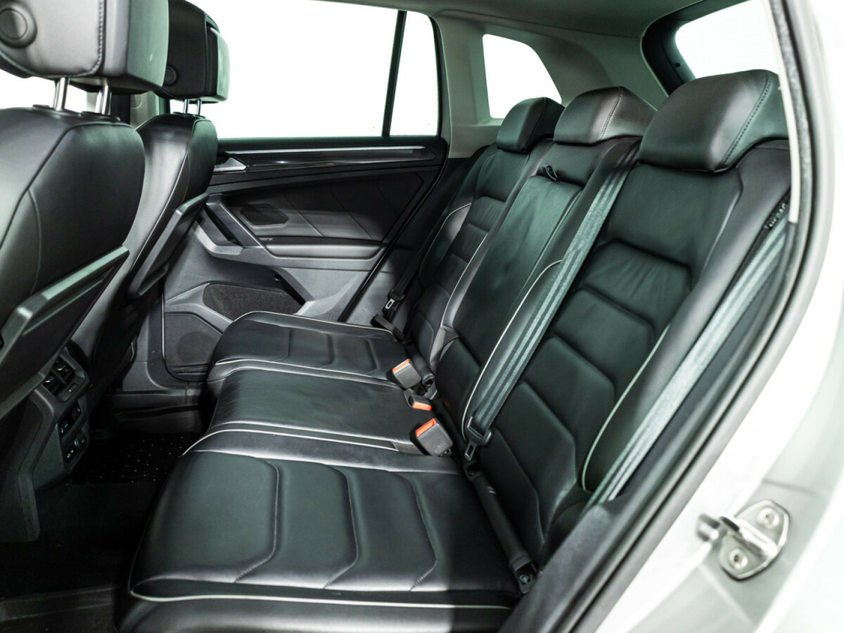 Купить Volkswagen Tiguan с пробегом. Фото: #9