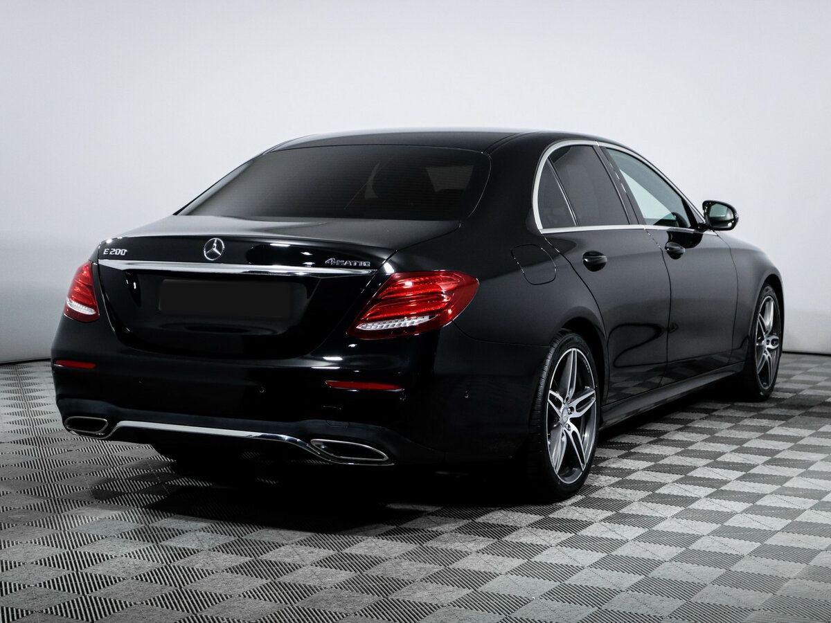 Купить Mercedes-Benz E-Класс с пробегом. Фото: #4