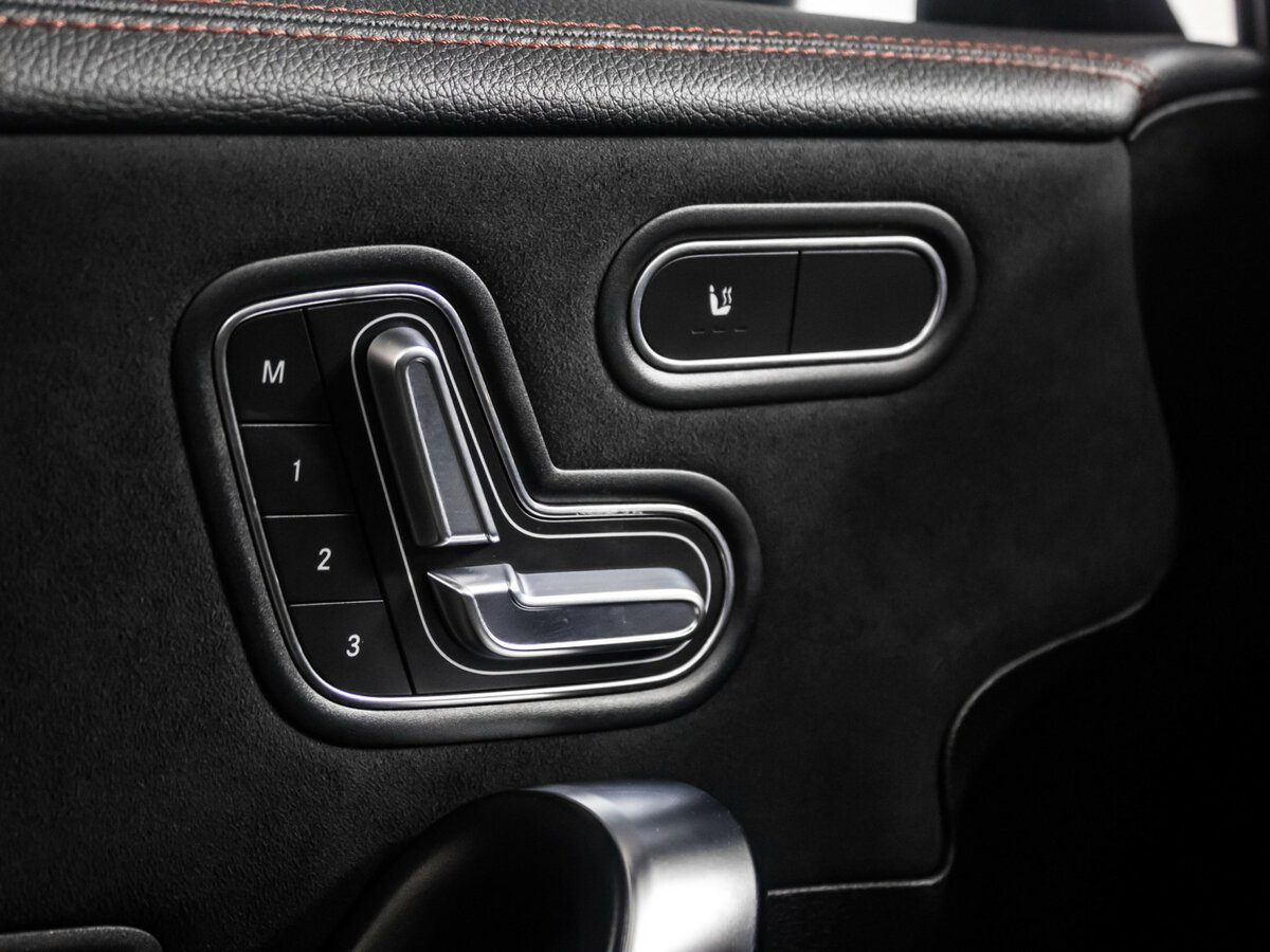 Купить Mercedes-Benz CLA с пробегом. Фото: #16