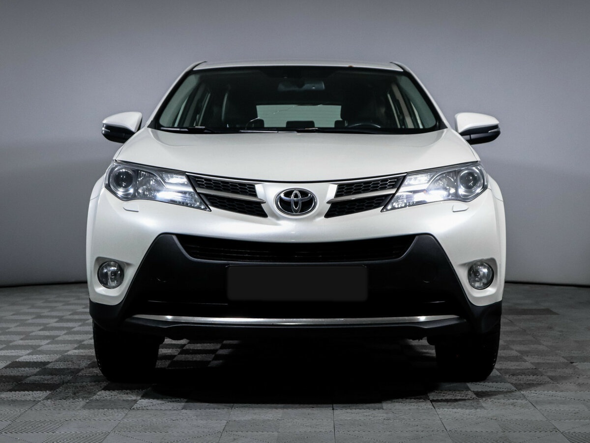 Купить Toyota RAV4 с пробегом. Фото: #1