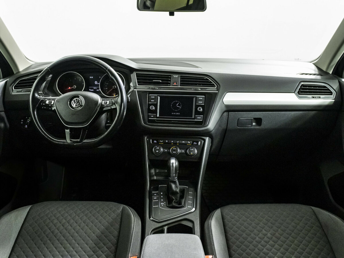 Купить Volkswagen Tiguan с пробегом. Фото: #8