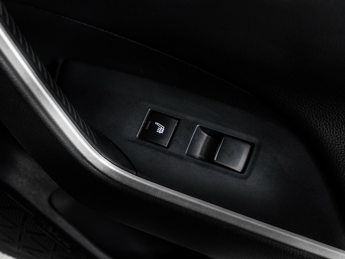 Купить Toyota RAV4 с пробегом. Фото: #11