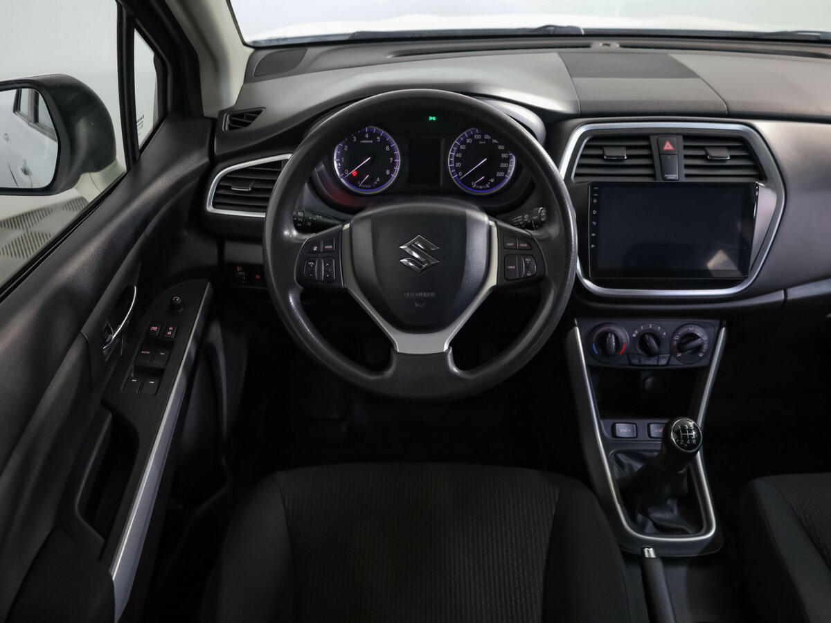 Продажа Б/У Сузуки С-Икс4. Фото: #8