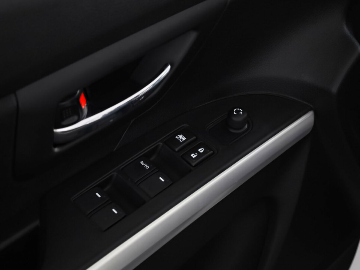 Продажа Б/У Сузуки С-Икс4. Фото: #11