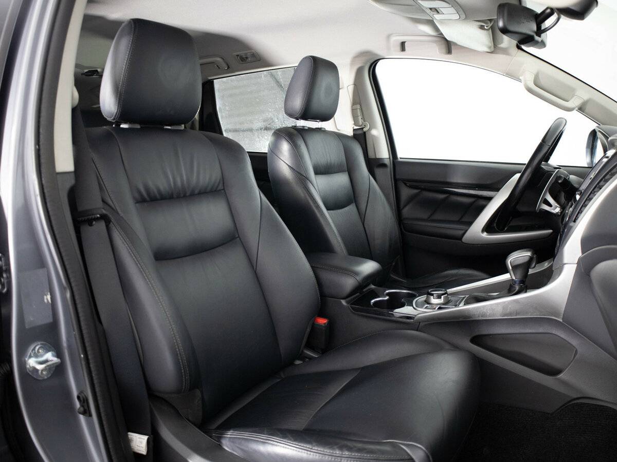 Купить Mitsubishi Pajero Sport с пробегом. Фото: #11