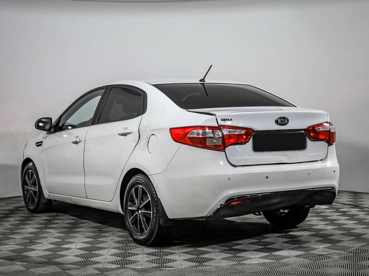 Купить Kia Rio с пробегом. Фото: #5