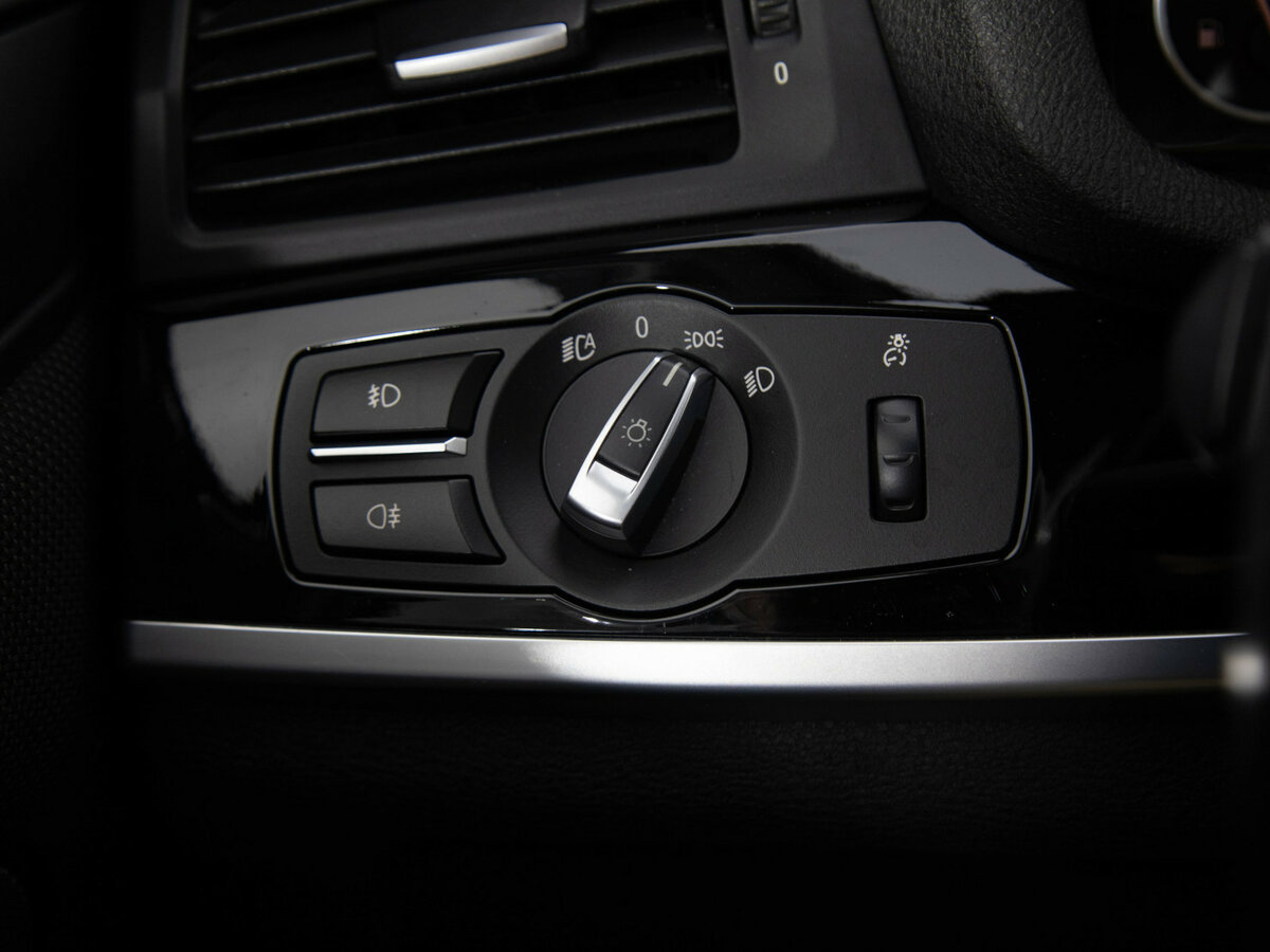 Купить BMW X3 с пробегом. Фото: #11