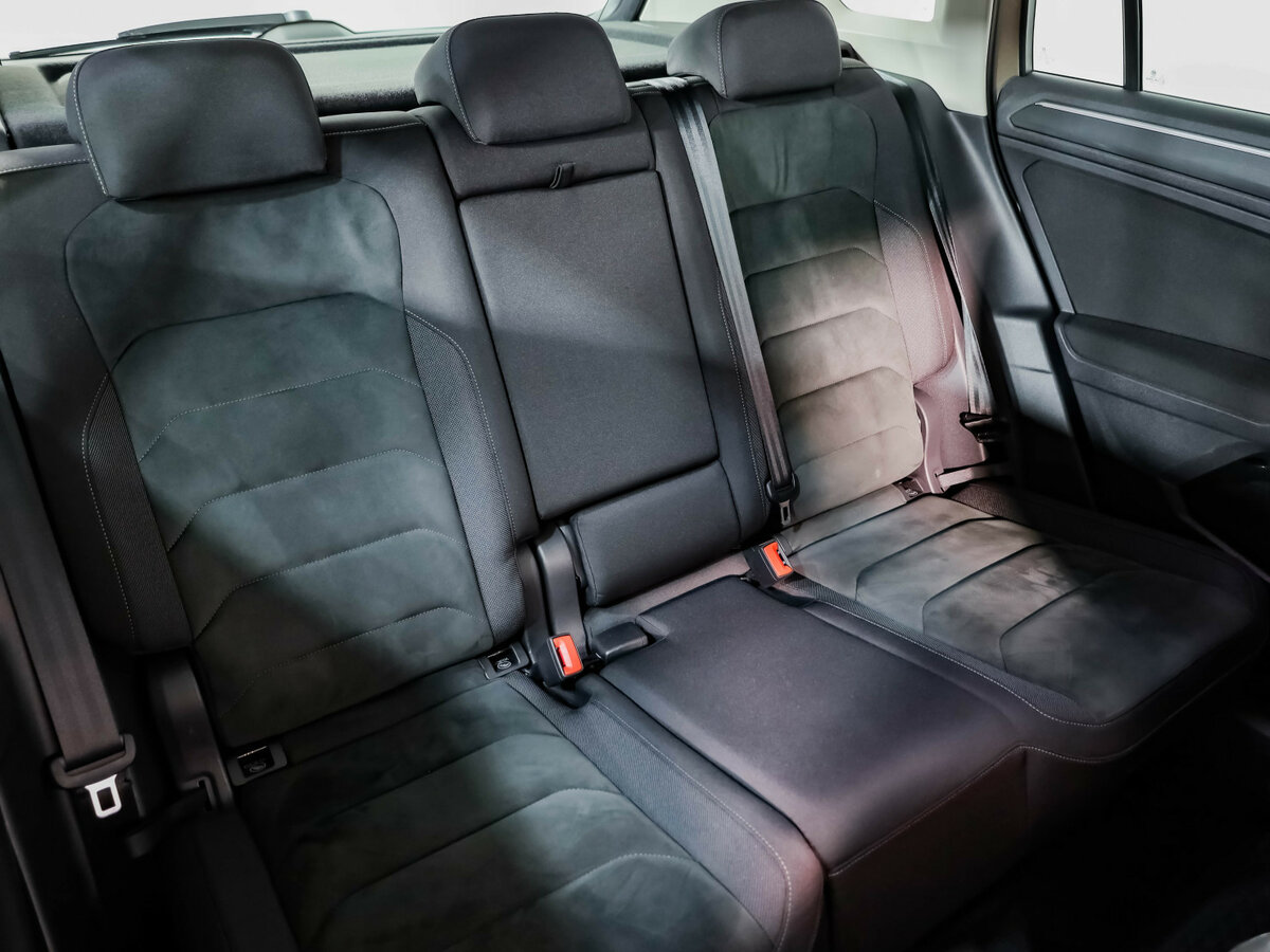 Купить Volkswagen Tiguan с пробегом. Фото: #25