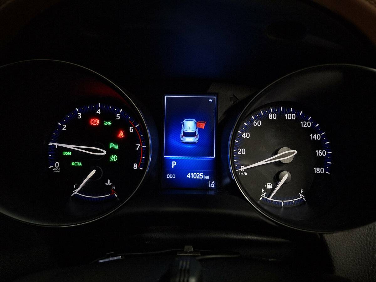 Купить Toyota C-HR с пробегом. Фото: #12