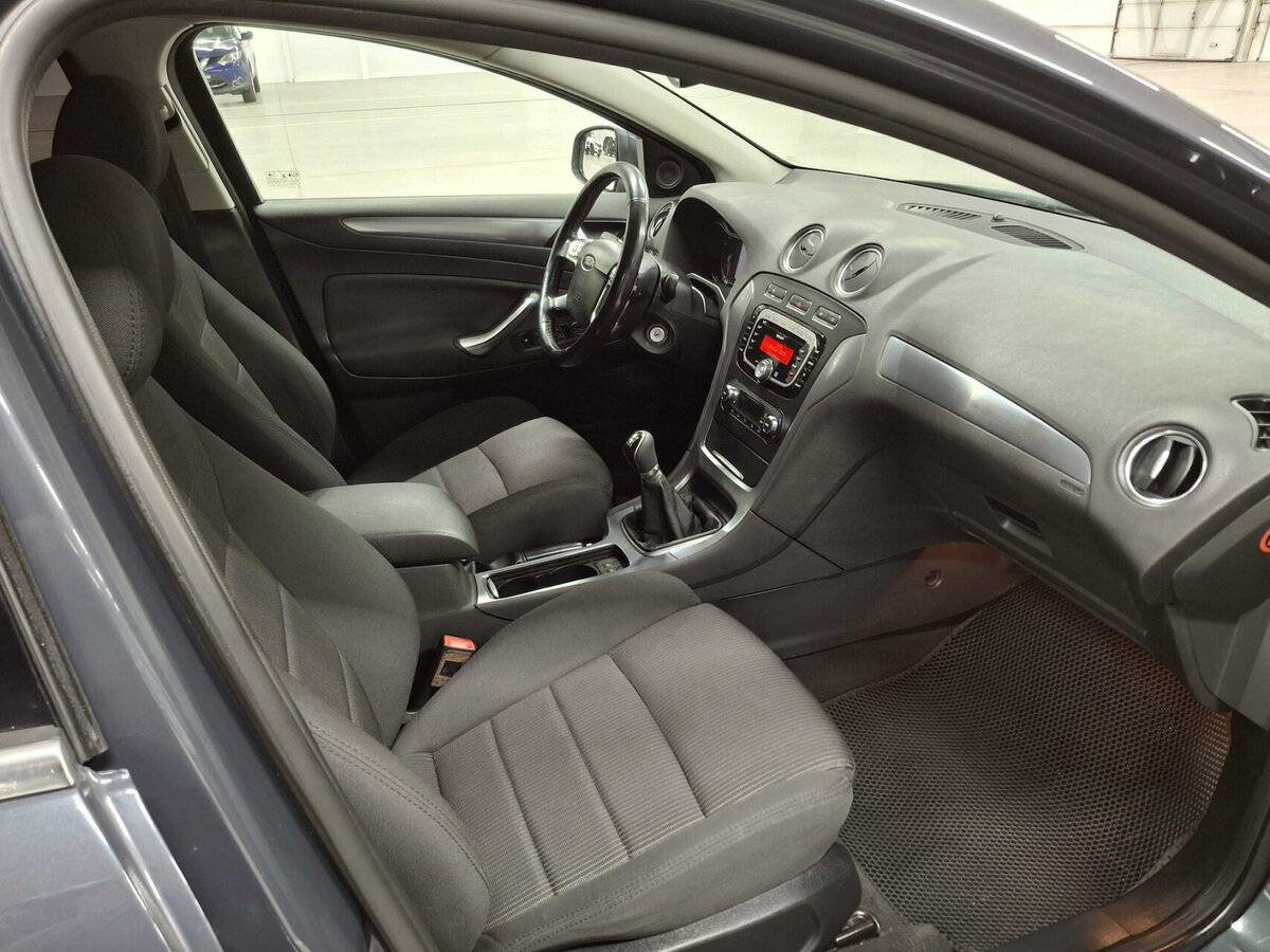 Купить Ford Mondeo с пробегом. Фото: #8