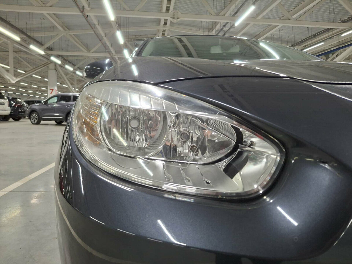 Купить Renault Fluence с пробегом. Фото: #16