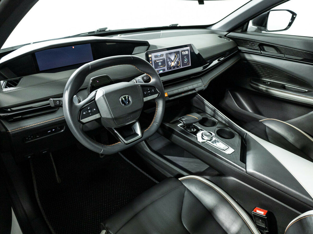 Купить Changan UNI-V с пробегом. Фото: #10