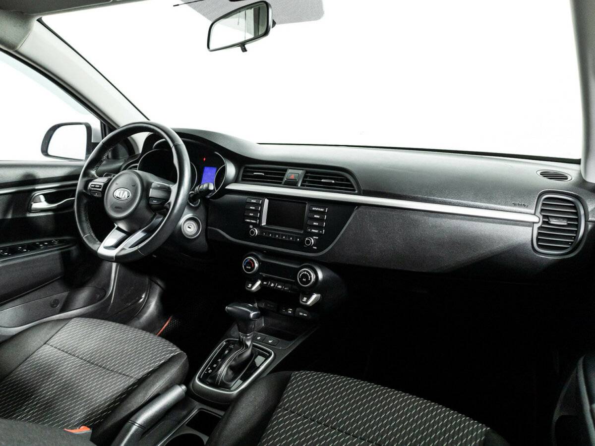 Купить Kia Rio с пробегом. Фото: #8