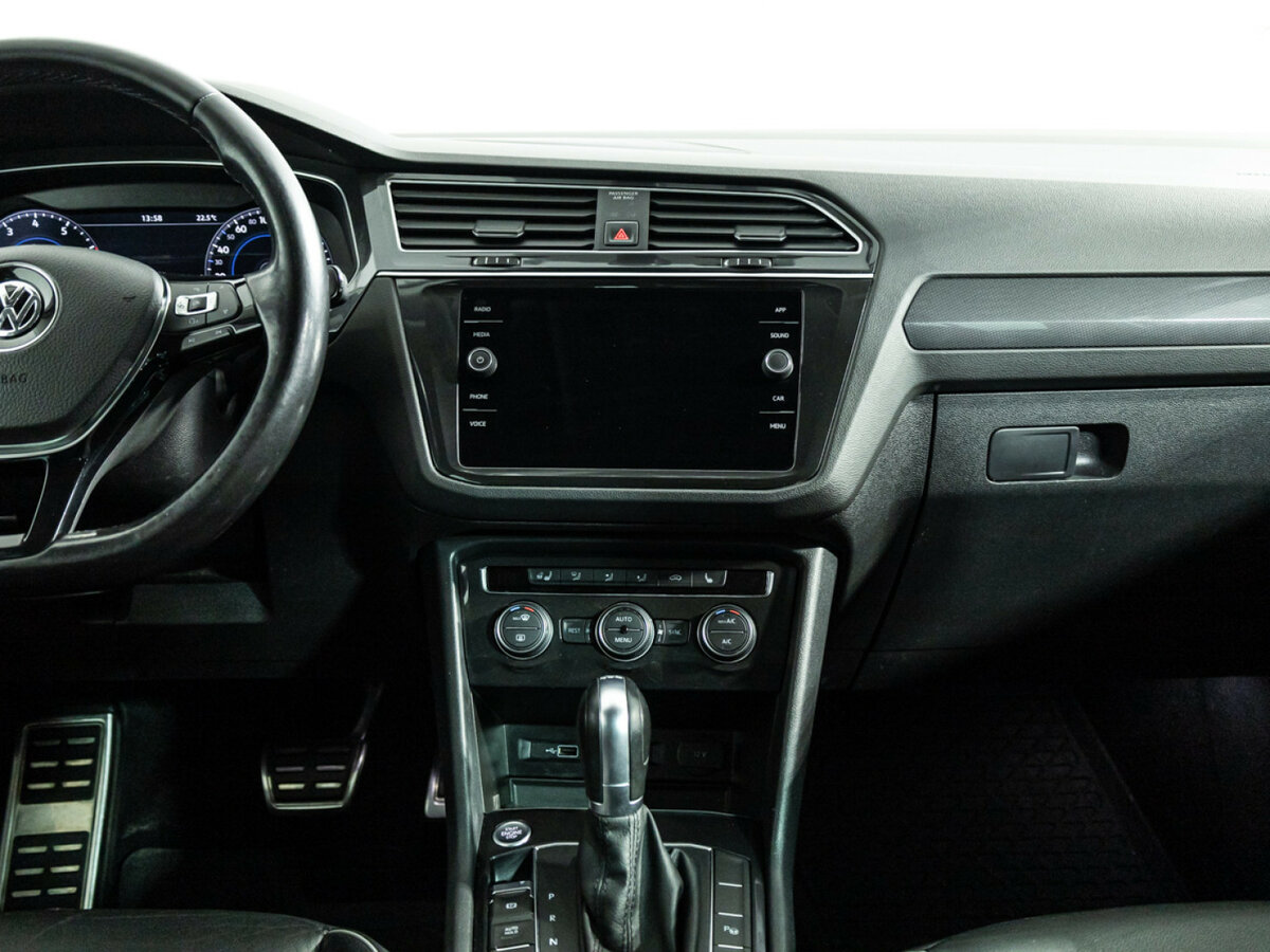 Купить Volkswagen Tiguan с пробегом. Фото: #13