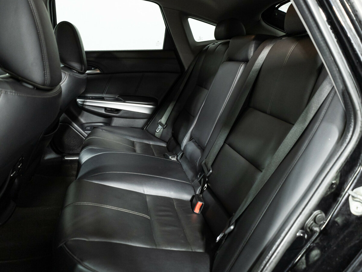 Купить Honda Crosstour с пробегом. Фото: #7