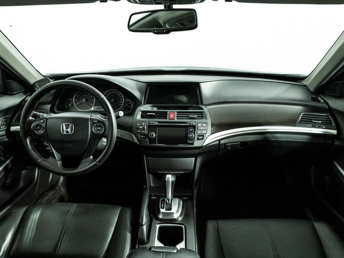 Купить Honda Crosstour с пробегом. Фото: #10