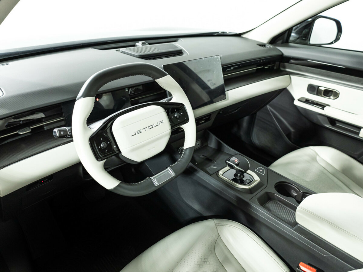 Купить Jetour Dashing с пробегом. Фото: #10