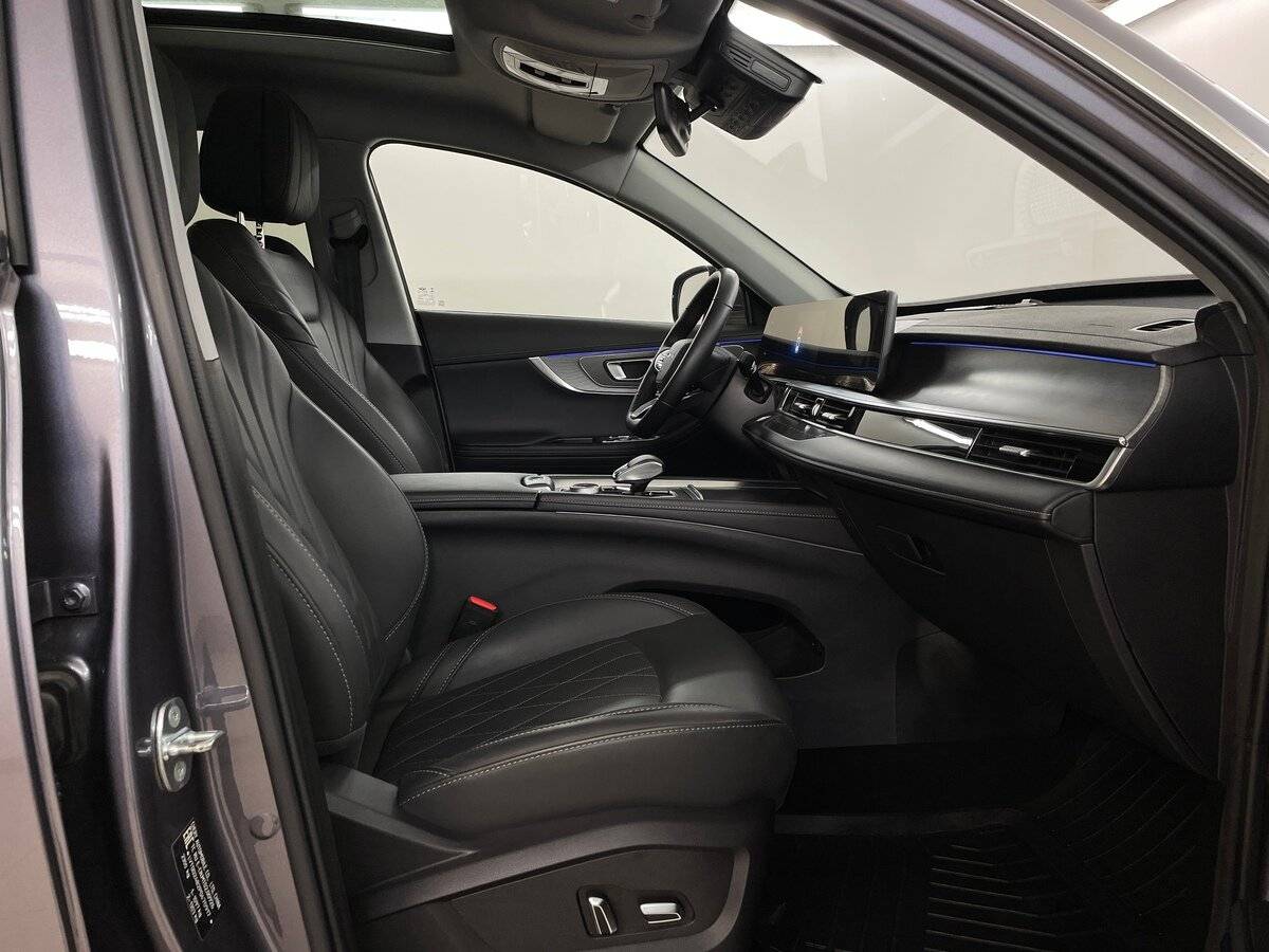 Купить Chery Tiggo 8 Pro Max с пробегом. Фото: #14