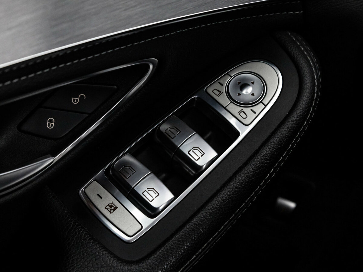 Купить Mercedes-Benz C-Класс с пробегом. Фото: #14