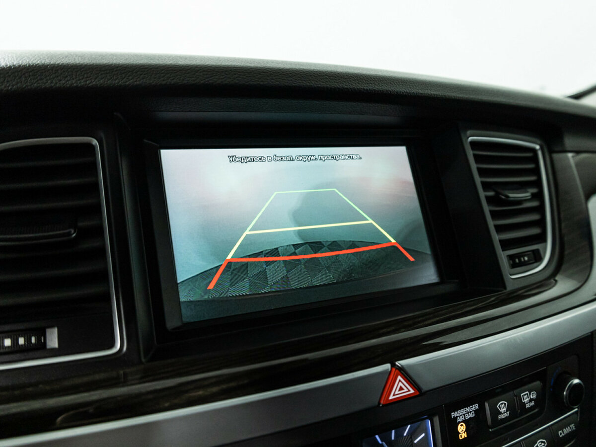 Купить Hyundai Genesis с пробегом. Фото: #17