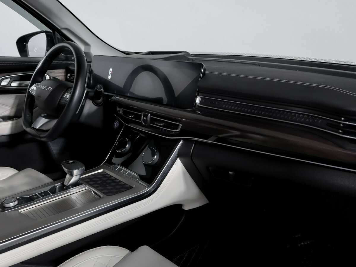 Купить EXEED VX с пробегом. Фото: #8