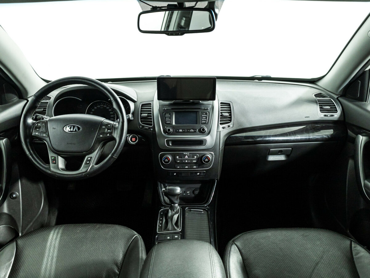 Купить Kia Sorento с пробегом. Фото: #12