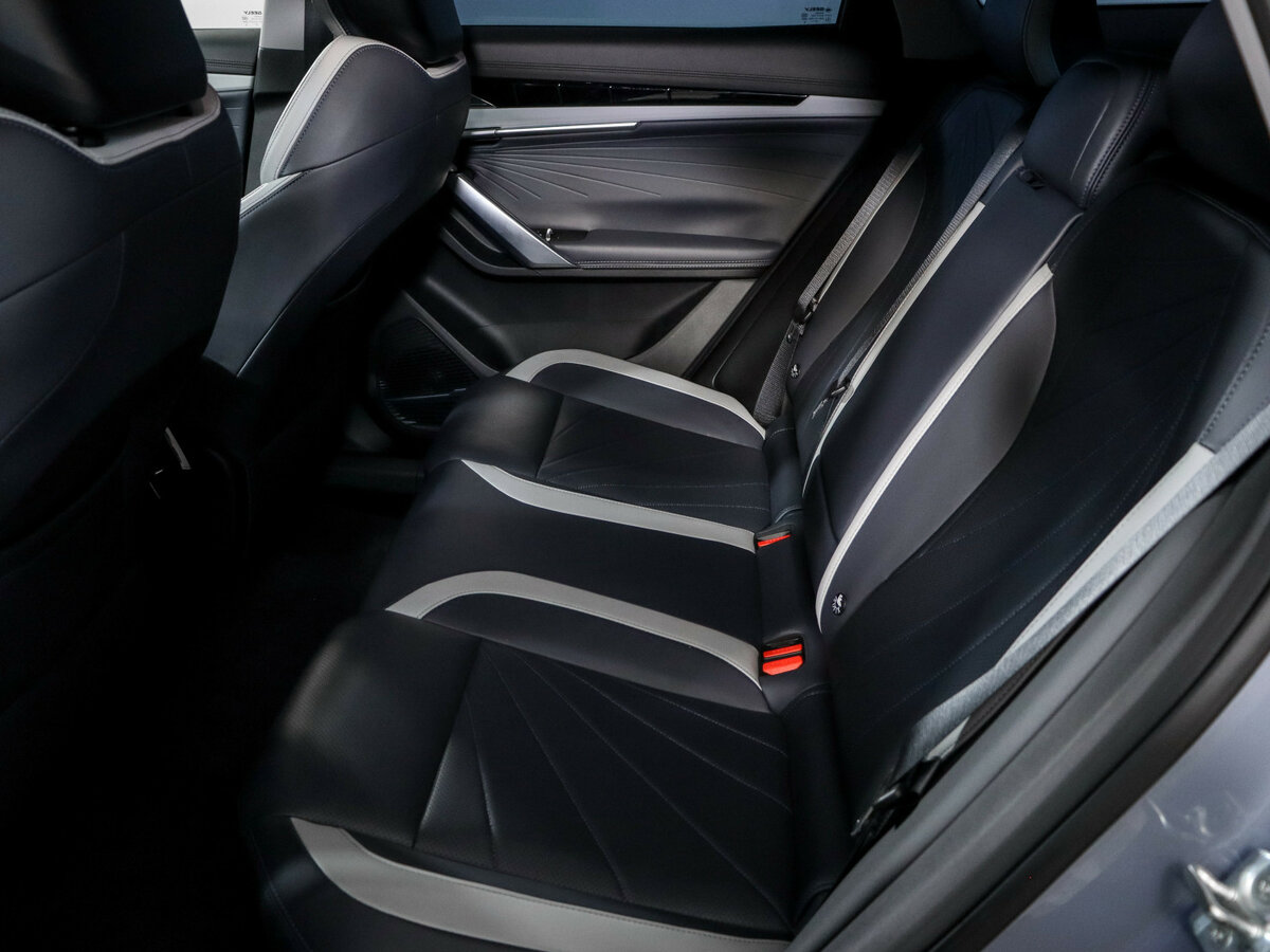 Купить Geely Atlas с пробегом. Фото: #9