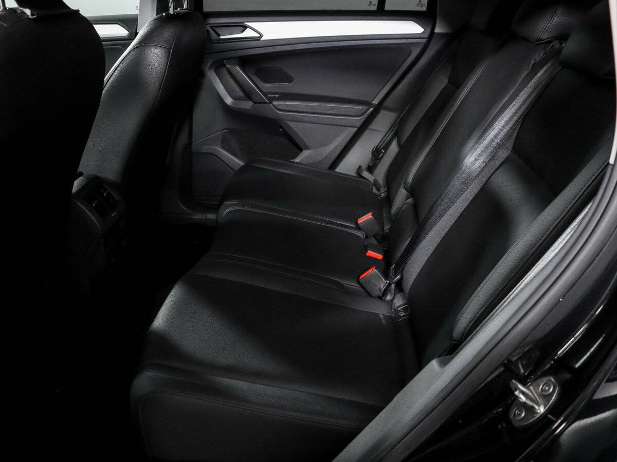 Купить Volkswagen Tiguan с пробегом. Фото: #9