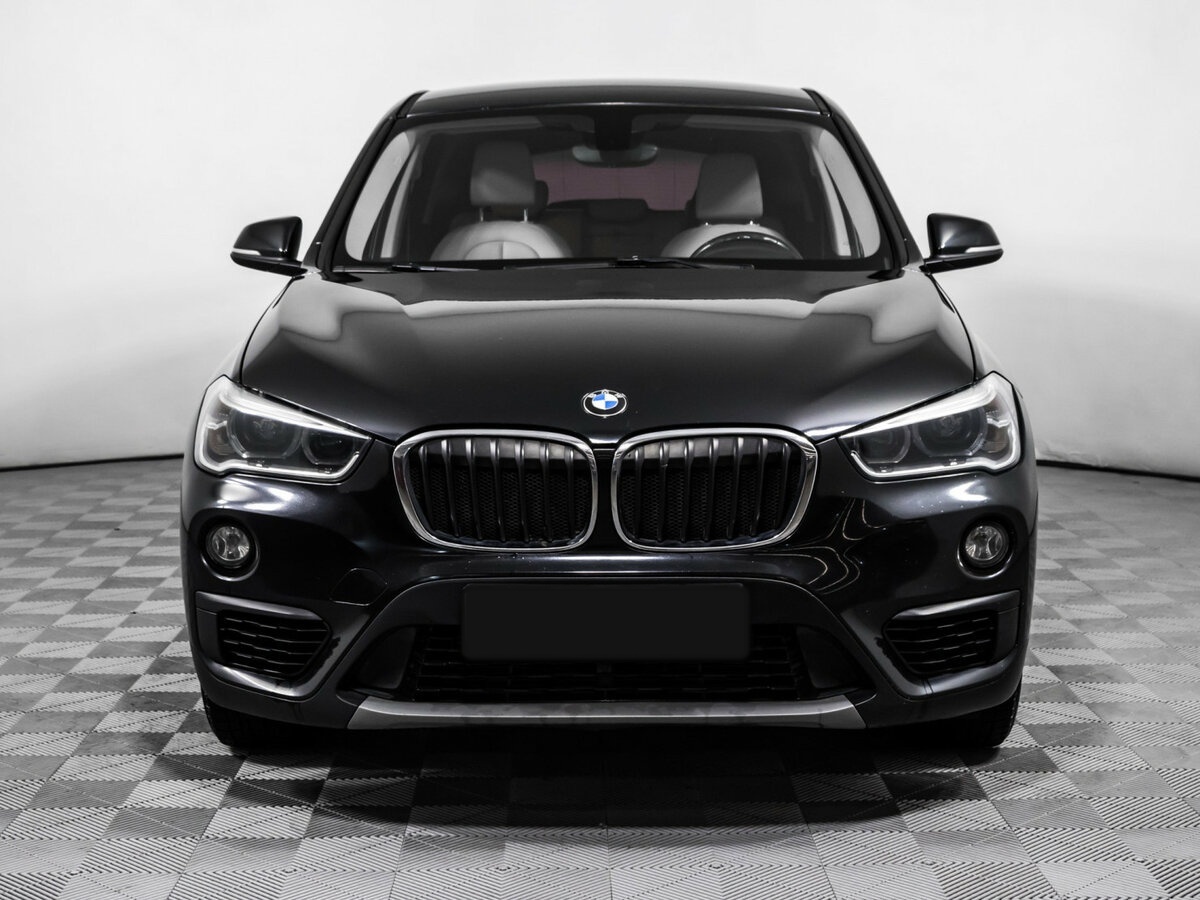 Купить BMW X1 с пробегом. Фото: #1