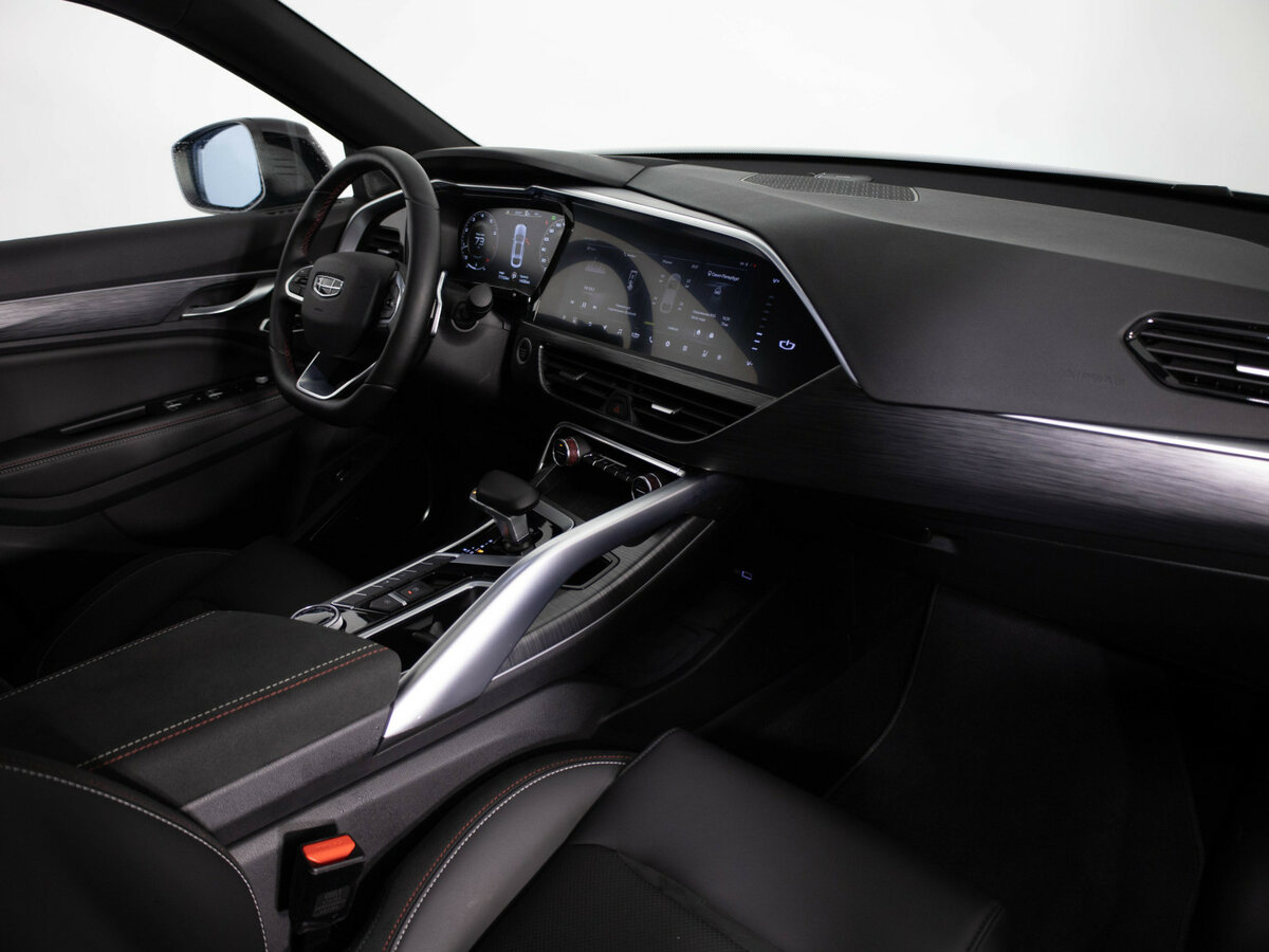 Купить Geely Tugella с пробегом. Фото: #16