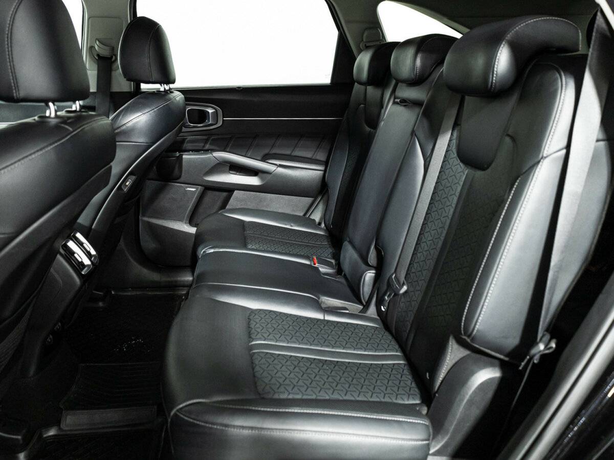 Купить Kia Sorento с пробегом. Фото: #7