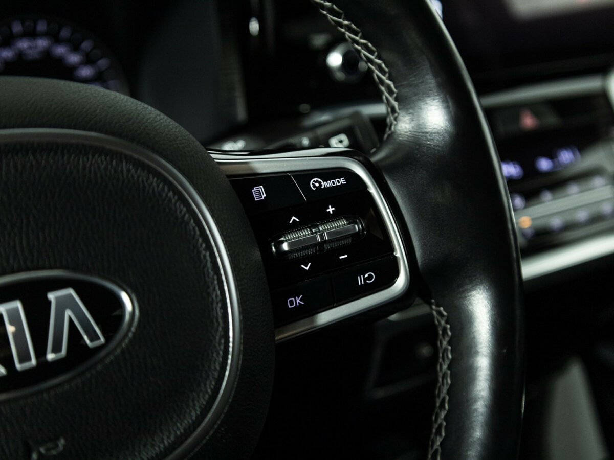 Купить Kia Sorento с пробегом. Фото: #18