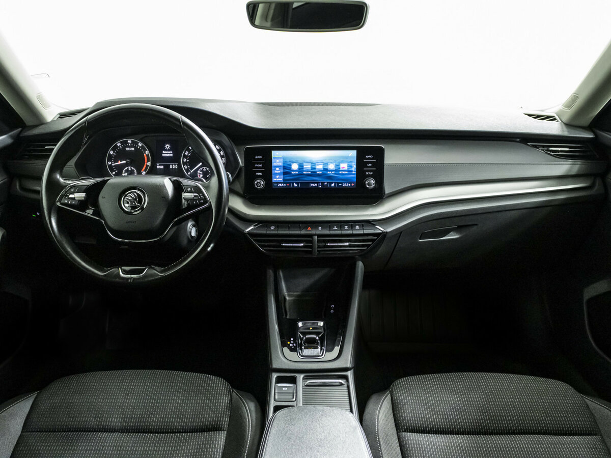 Купить Skoda Octavia с пробегом. Фото: #10