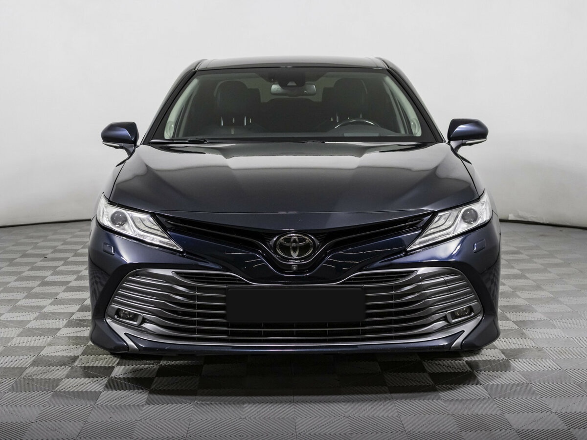 Купить Toyota Camry с пробегом. Фото: #1