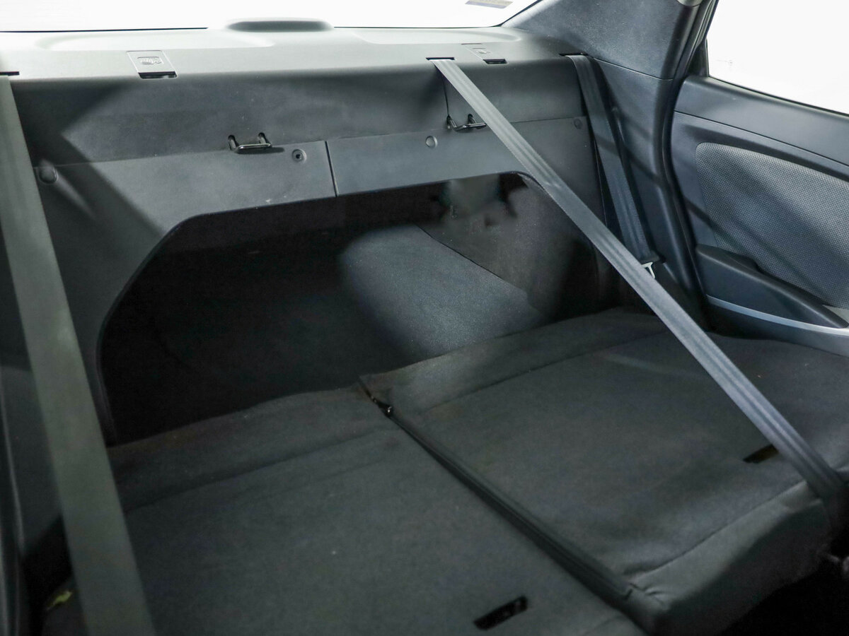 Купить Hyundai Solaris с пробегом. Фото: #26
