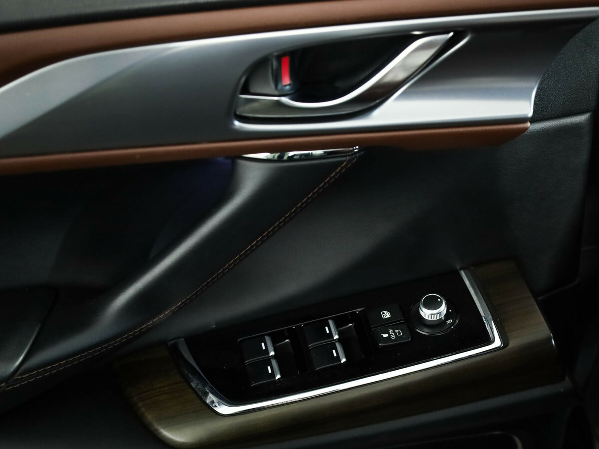 Купить Mazda CX-9 с пробегом. Фото: #21