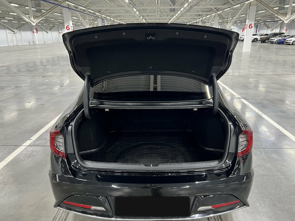 Купить Hyundai Sonata с пробегом. Фото: #9