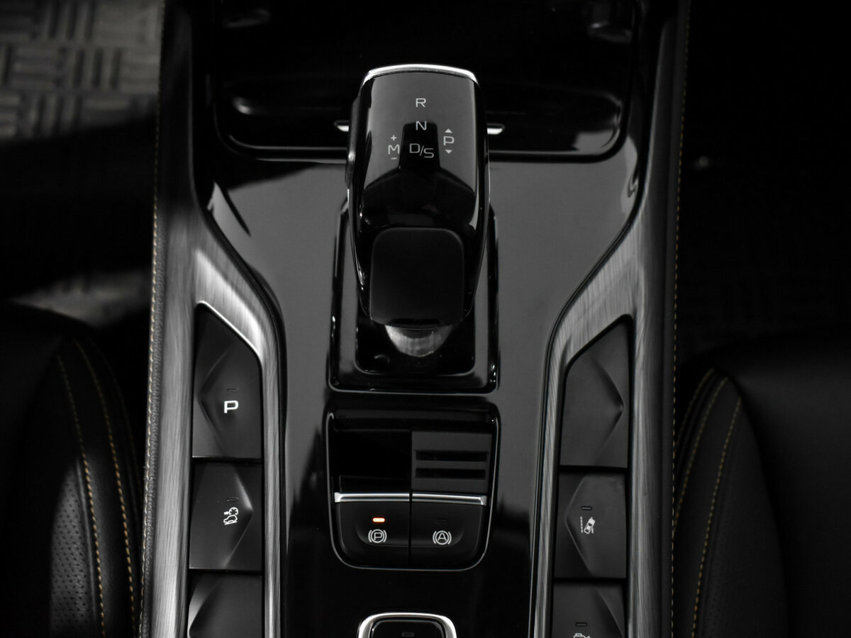 Купить FAW Bestune T77 с пробегом. Фото: #9