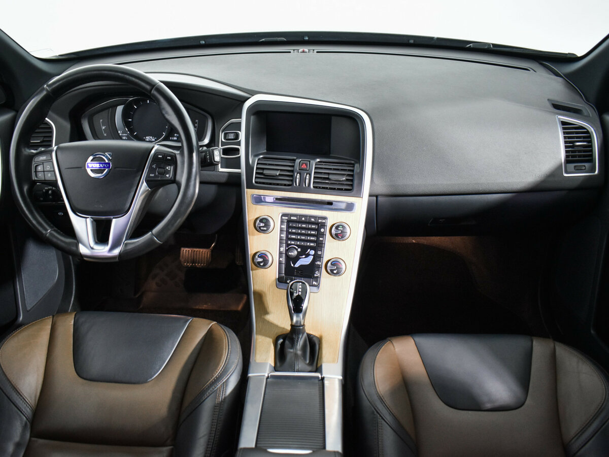 Купить Volvo XC60 с пробегом. Фото: #11