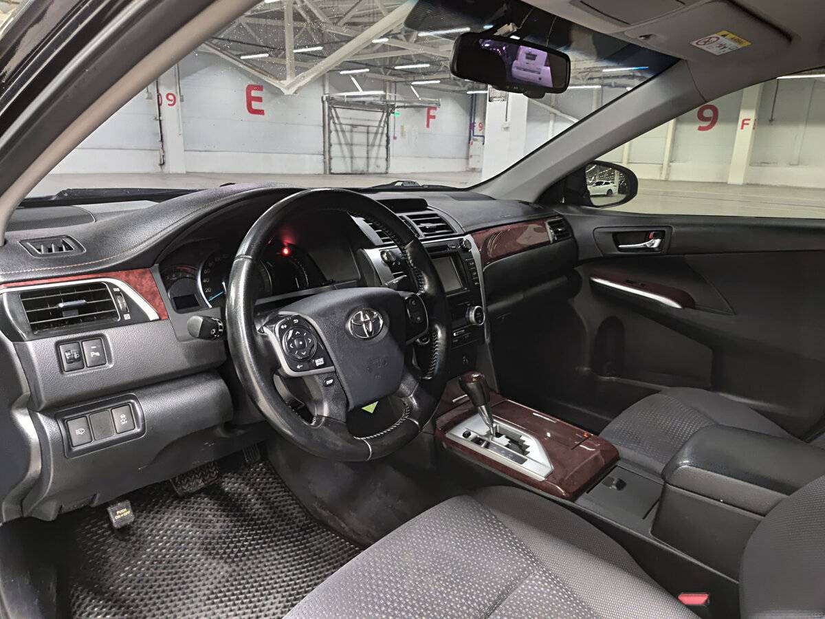 Купить Toyota Camry с пробегом. Фото: #15