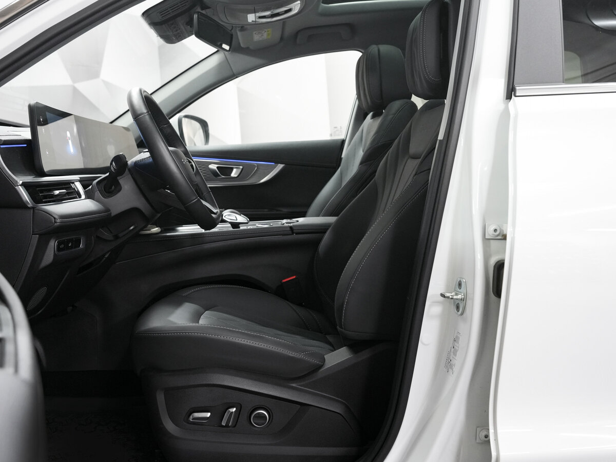 Купить Chery Tiggo 8 Pro Max с пробегом. Фото: #9