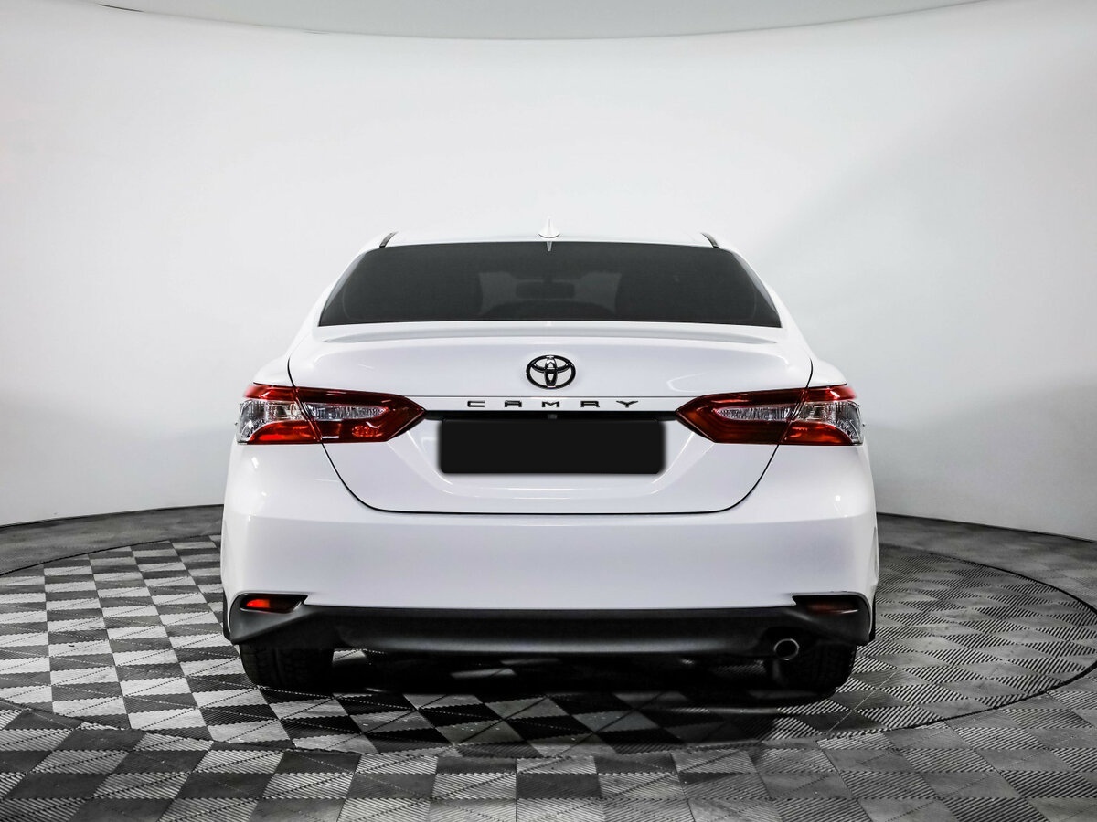 Купить Toyota Camry с пробегом. Фото: #4